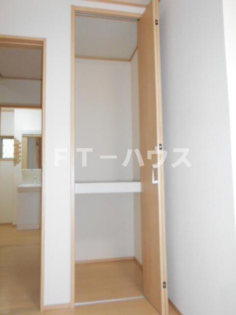 飯山満町戸建の収納