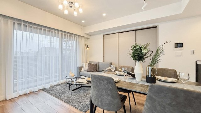 シティハウス錦糸町の居間・リビング|こちらの居間で趣味の時間をお楽しみください