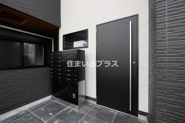 Biscuss Foresta Sakuranomiyaのエントランス