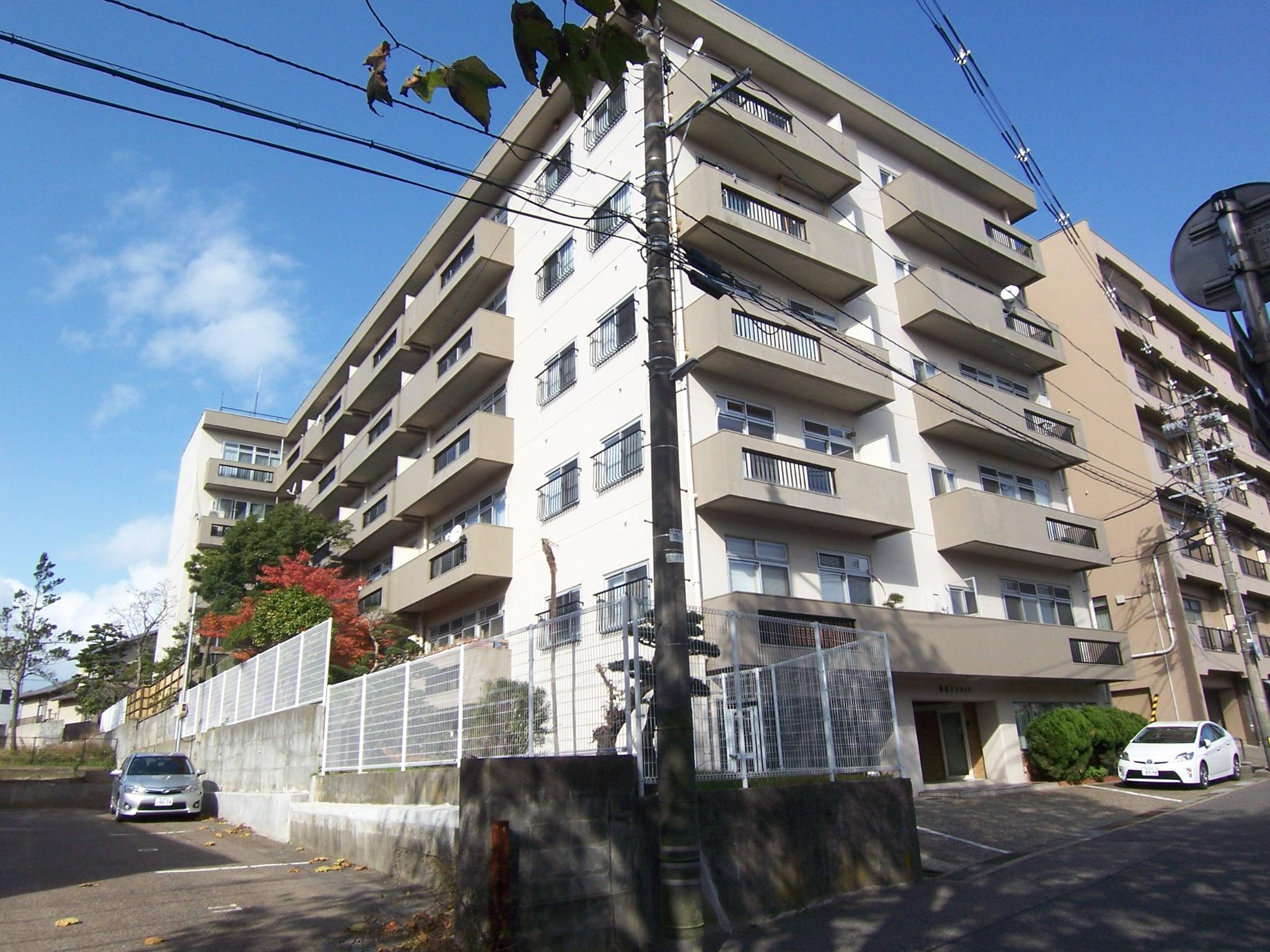 寄居マンションの外観