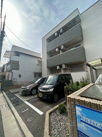 フジパレス堺鳳東6番館 の駐車場