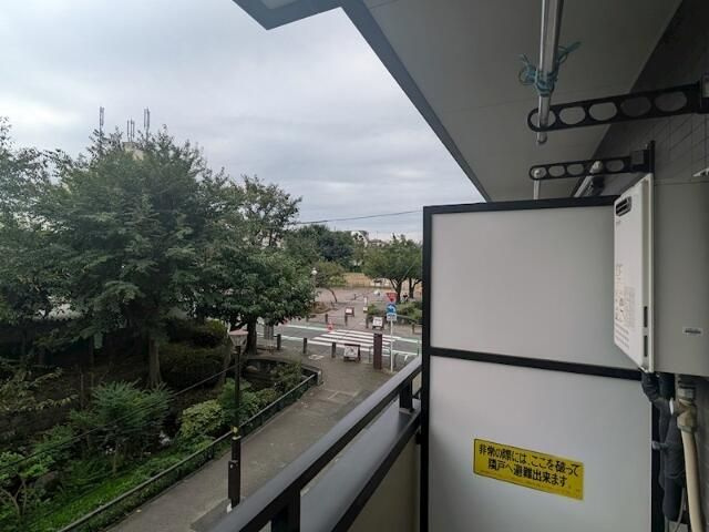 【バルコニー】