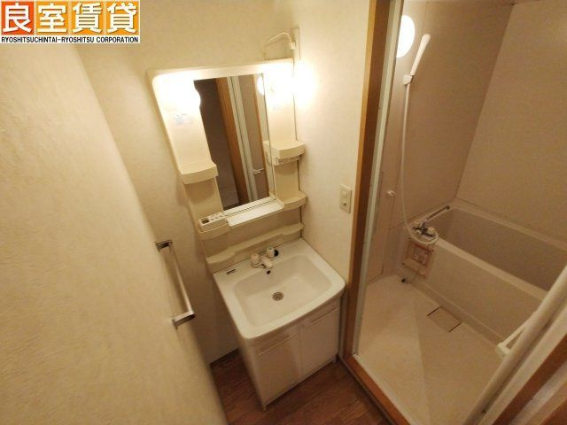 【独立洗面台】 | アミュズマン亀城
