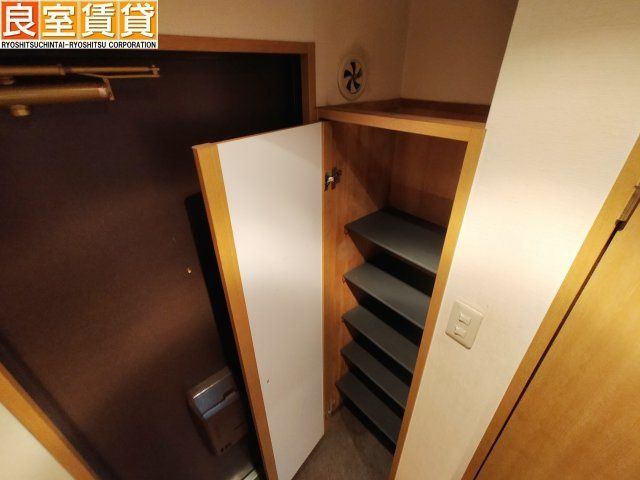 【玄関】 | アミュズマン亀城