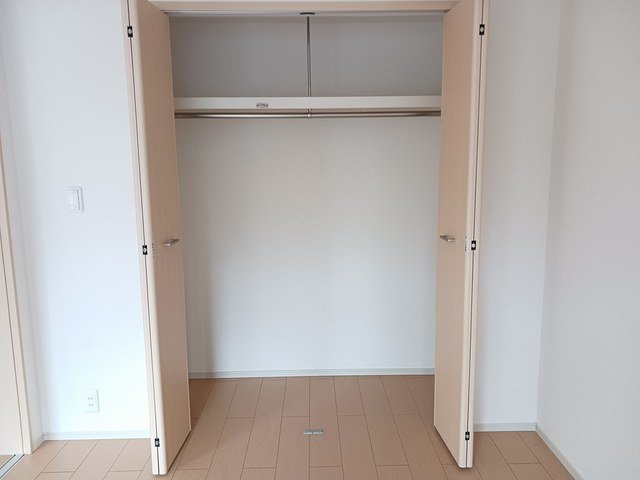ひまわりの収納|小物を収納するのに便利です
