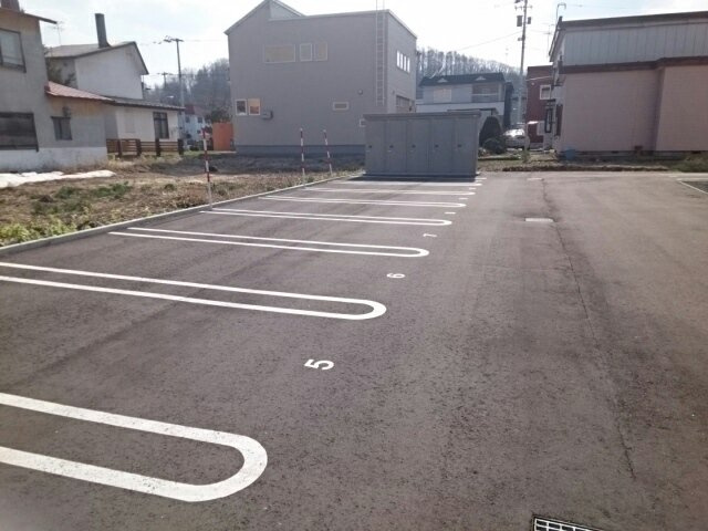 クレイトンの駐車場|駐車場完備です