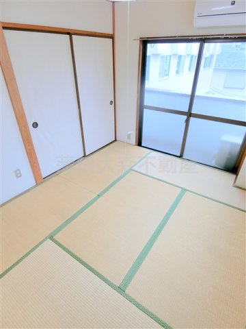第25シンエイビルの内装