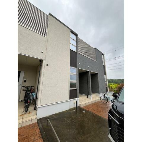 藤沢市高倉のテラスの外観