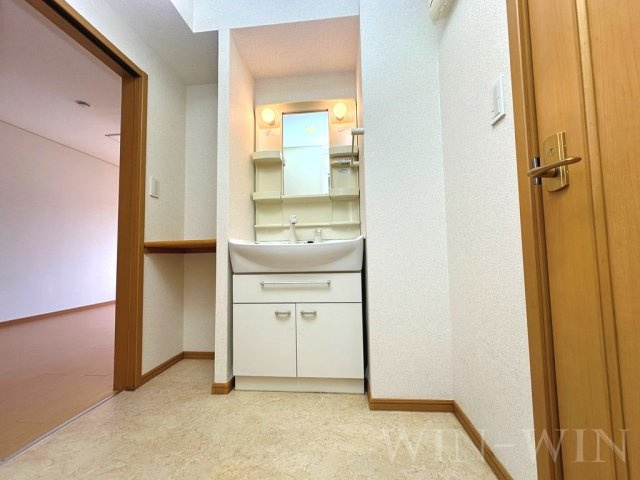 リーヴァ菅池 Aの独立洗面台