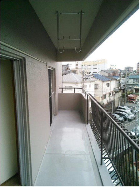 古市グリーンハイツのバルコニー