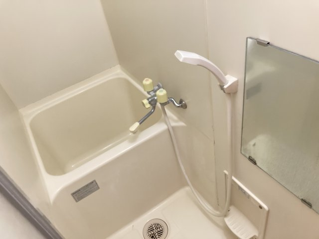 アスリートマンションの浴室