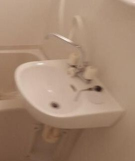 ドミール西が丘の洗面所