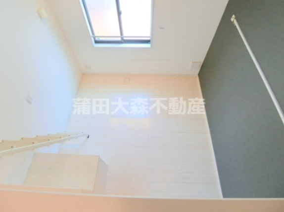 アプロ千鳥町の居間・リビング|洋室7.33帖