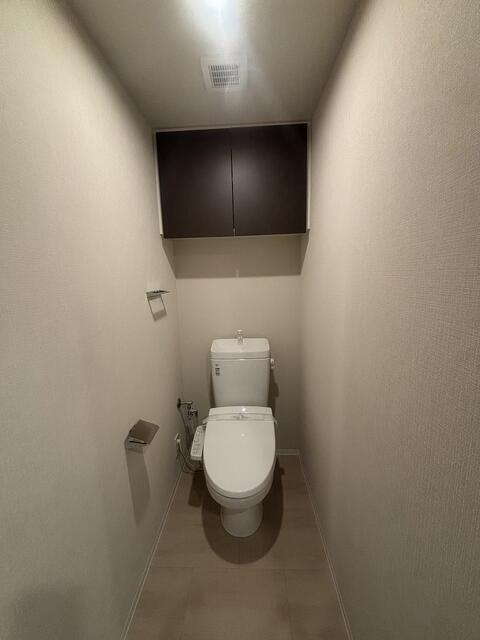 ＴＨＥ　ＰＬＡＣＥ　ＫＯＭＡＧＯＭＥのトイレ