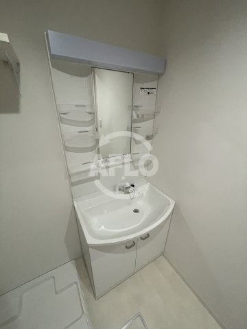 プルメリア関大前の独立洗面台|洗面台