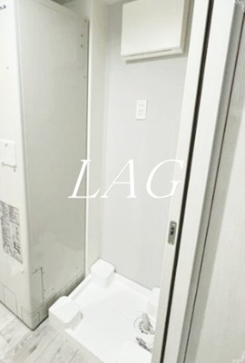 【設備】 | カレラパーク | 室内洗濯機置き場です。