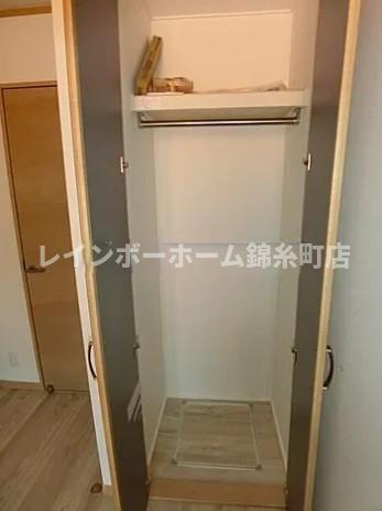 エアカーサ梅島の収納