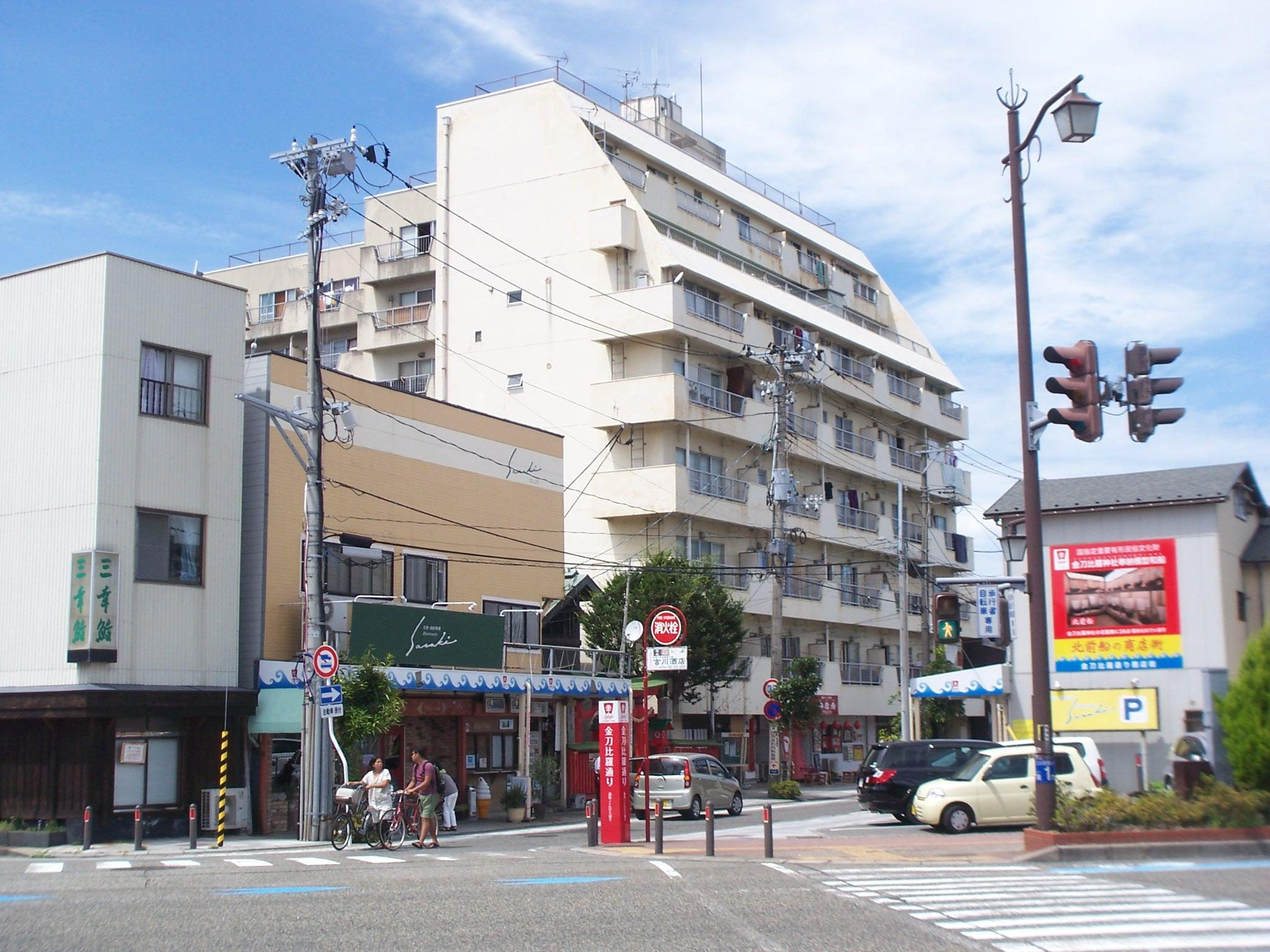 藤マンションの外観