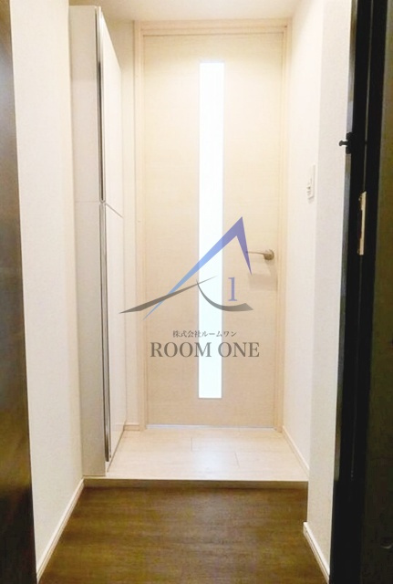ＴＨＥ ＲＯＯＭ’Ｓ大森町駅前の玄関|玄関です。