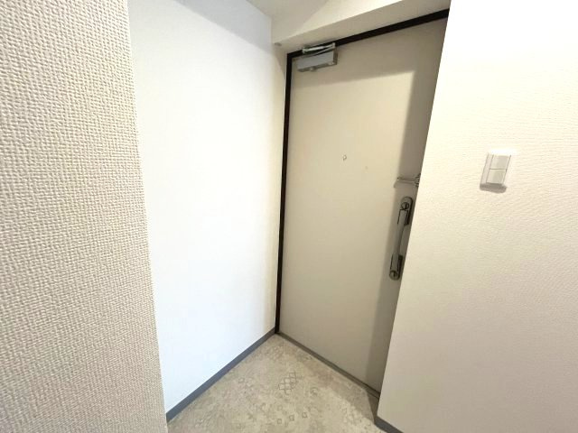 ヴァローレ枚方の玄関