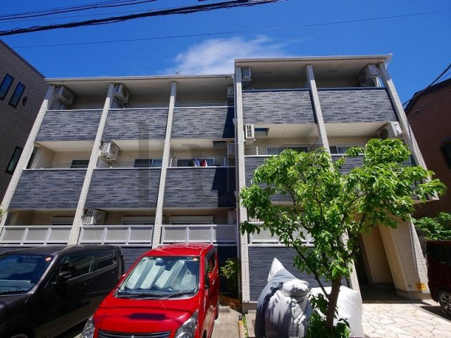 ルミエールマツダの外観|外観は落ち着いています