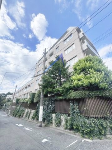 ハウス山の手八幡坂