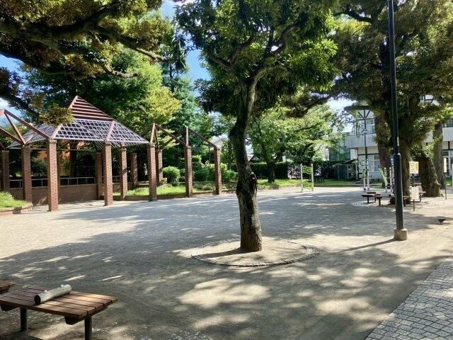 コラム大塚の周辺