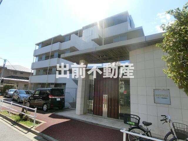レヴィーガ板橋徳丸の外観