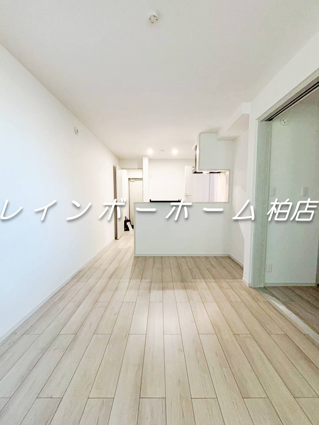 駅10分♪1LDK☆仲介手数料無料！経済的な都市ガスです。の居間・リビング|同施工。参考写真。