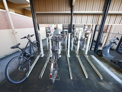 横浜市旭区白根４丁目の賃貸マンションのその他共用部分|駐輪場完備！
