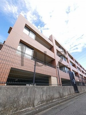 横浜市旭区白根４丁目の賃貸マンションの外観|綺麗な外観です！