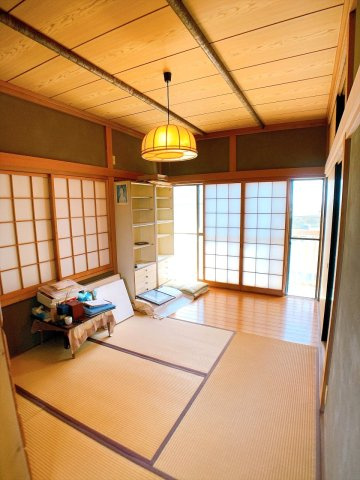 【和室】 | □■小田原市酒匂3丁目 中古戸建■□ | 2階約6.7帖の和室。