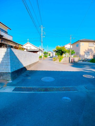 【前面道路含む現地写真】 | □■小田原市酒匂3丁目 中古戸建■□ | 酒匂海岸まで徒歩2分！海が近くにある住環境♪