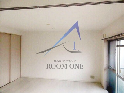 ＲｅｎｏＣｏｕｒｔ　ＩＺＵＭＩの内装