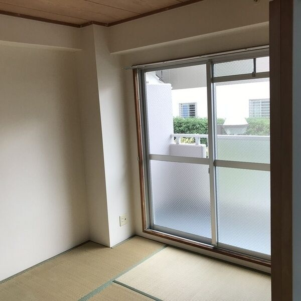 メゾン新石切2番館の和室