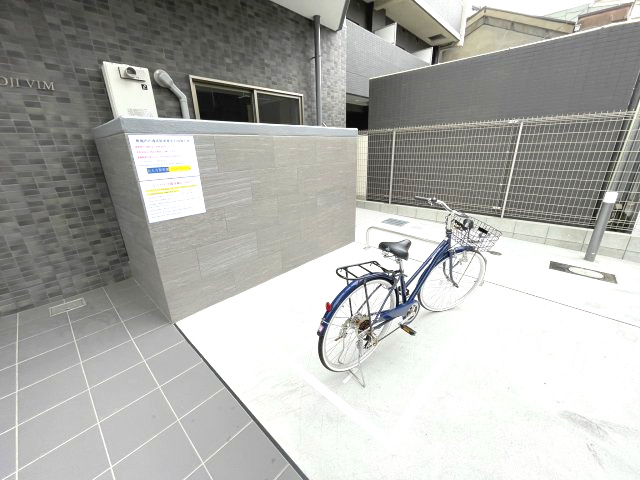 FDS TENNOJI VIM　の駐車場