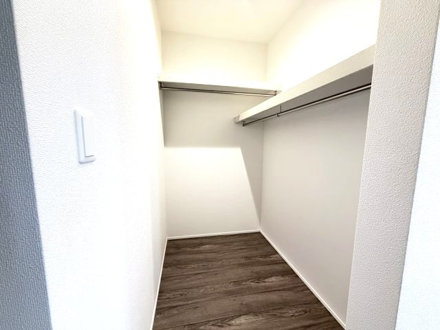 グラファーレ 前橋市前箱田町　2号棟の収納|【イメージ画像】2階洋室1収納ウォークインクローゼットです