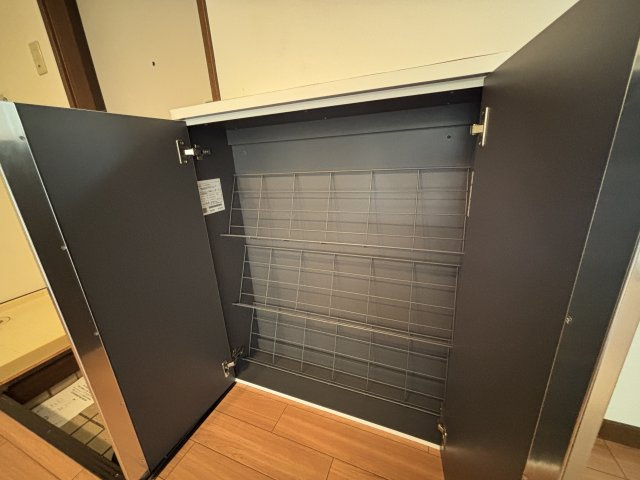 エイト小和田の収納|シューズBOX