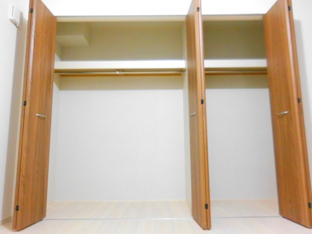 ファミーユ大阪高槻の収納