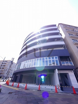 フロントフィールド横浜反町の外観