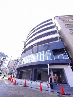 フロントフィールド横浜反町の外観