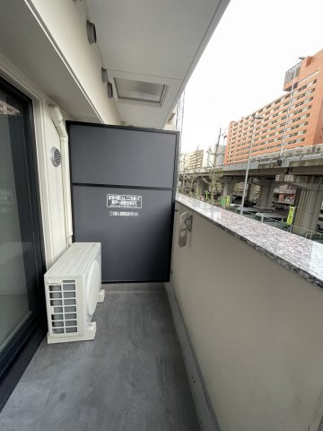 S-RESIDENCE江坂Eminenceのバルコニー