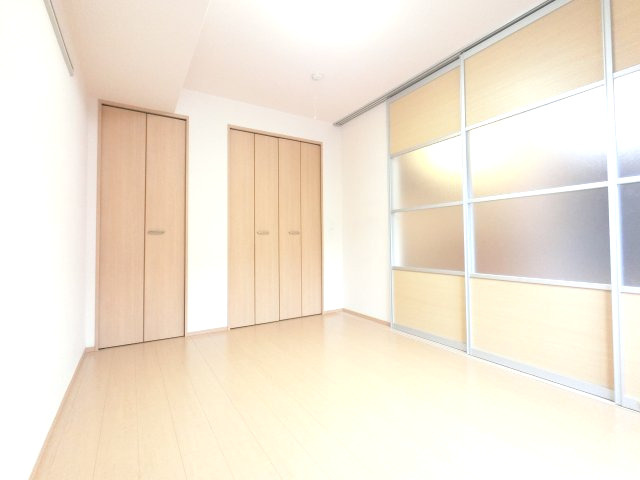 【寝室】 | シャインハイツ/園生町