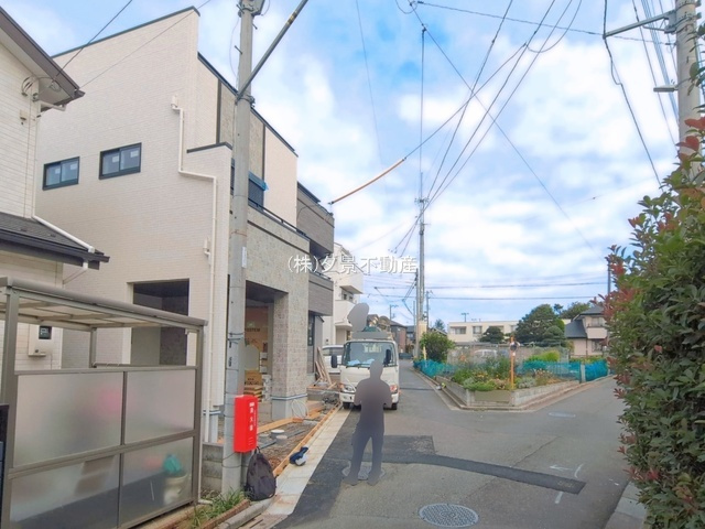 《仲介手数料無料》浦和区木崎２丁目12-15新築一戸建てブルーミングガーデン