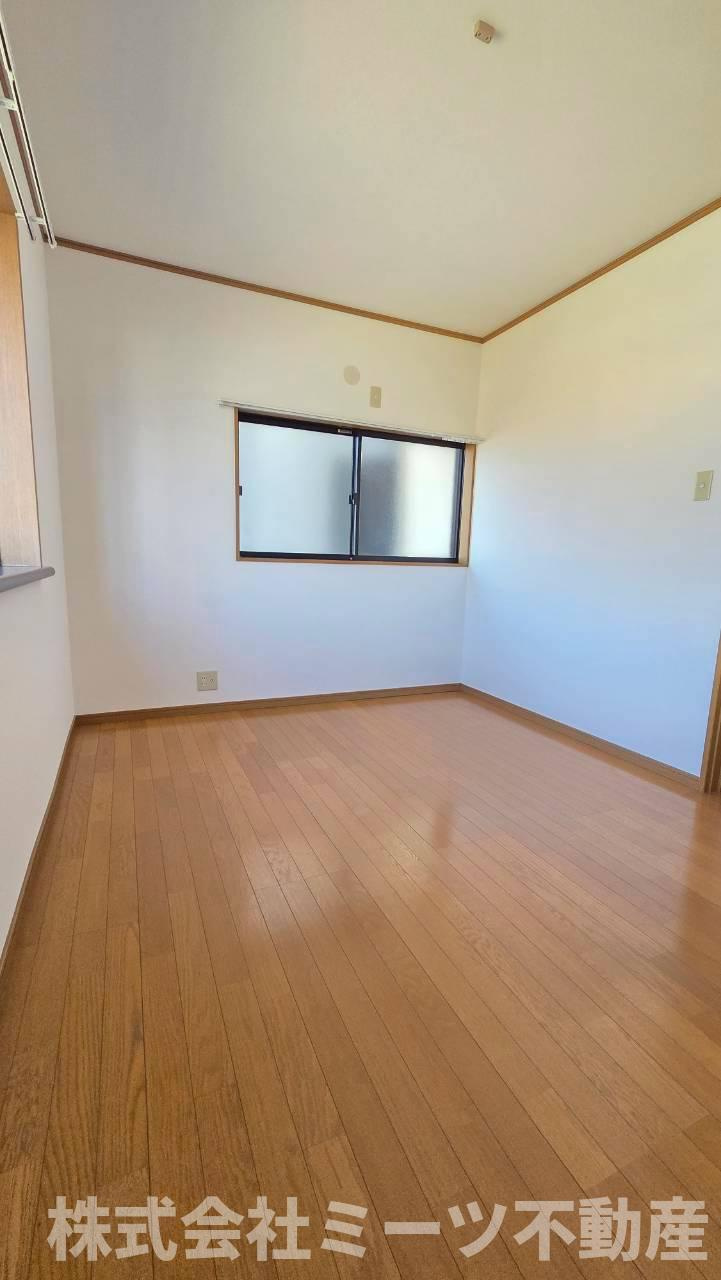 新家中町　中古戸建の子供部屋
