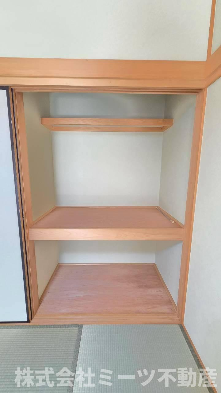 新家中町　中古戸建の収納