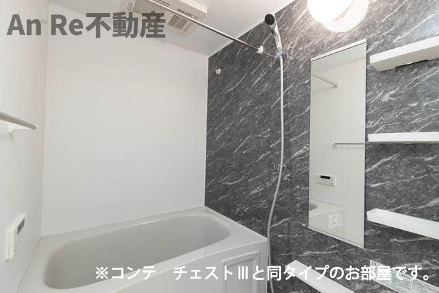 アウグーリⅡの浴室