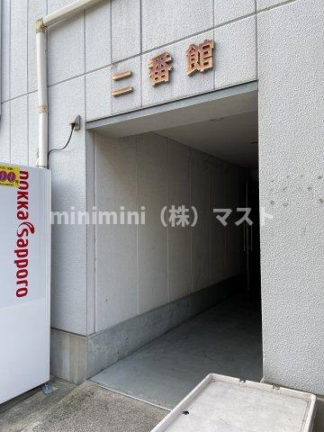 ライフステージ二番館のエントランス