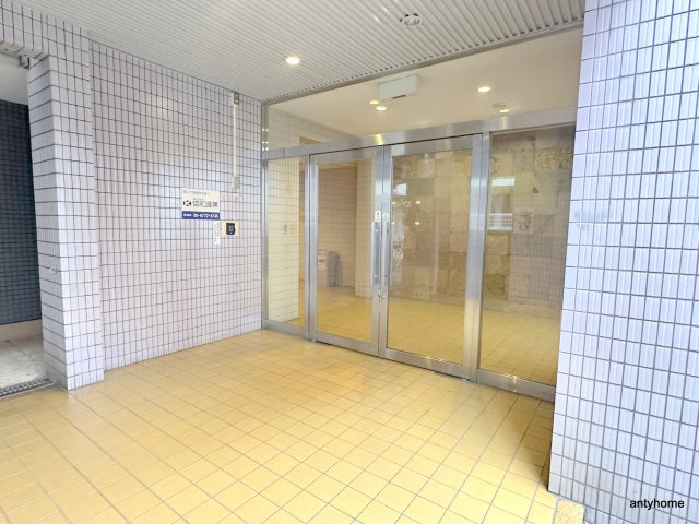 メゾンエトワール　仲介手数料無料のエントランス