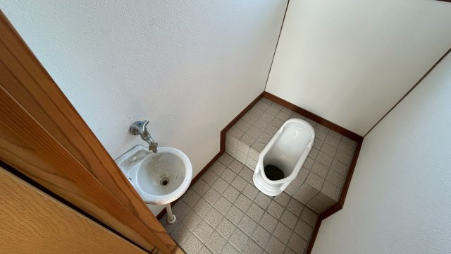 藤田戸建のトイレ